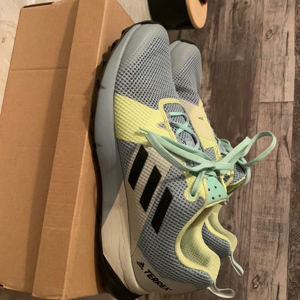 Mens Adidas Terrex Trail Runner Size 8